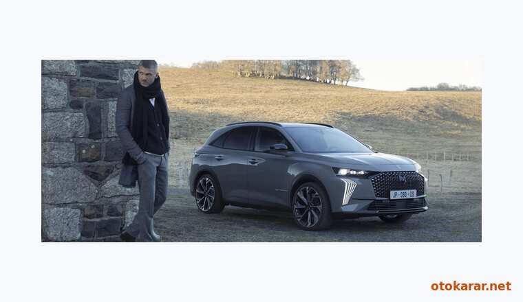 DS Automobiles DS 7 resmi