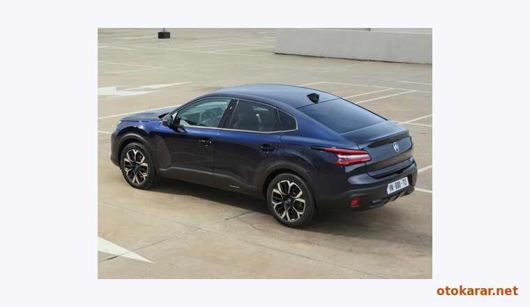 Citroën Citroen C4 X resmi