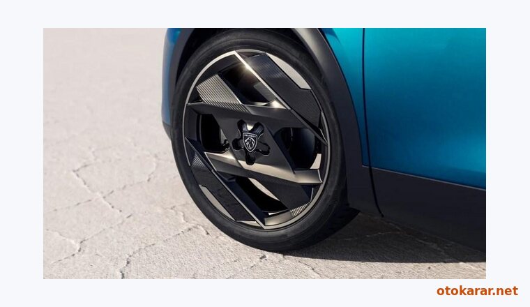 Peugeot 408 resmi