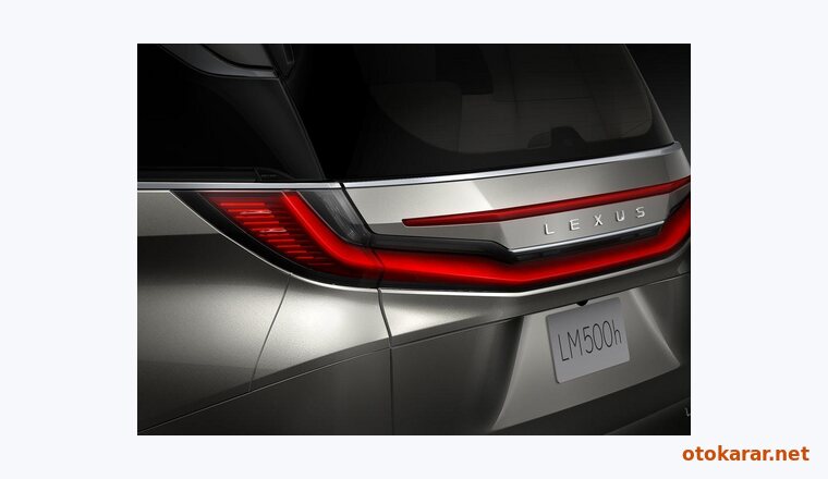 Lexus LM Hybrid resmi