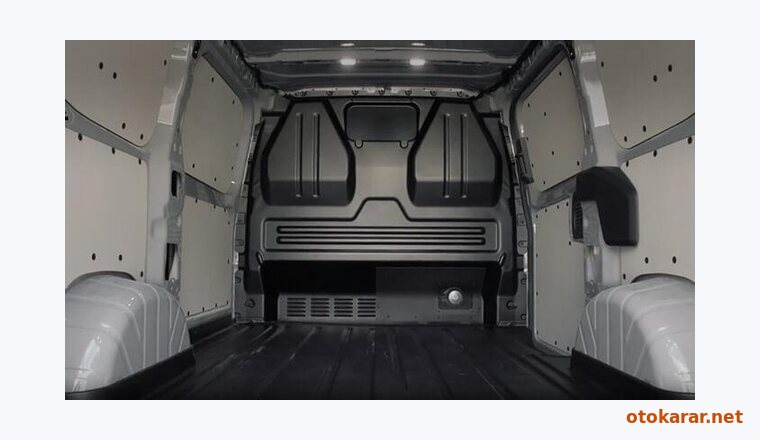 Ford Transit Custom Van resmi