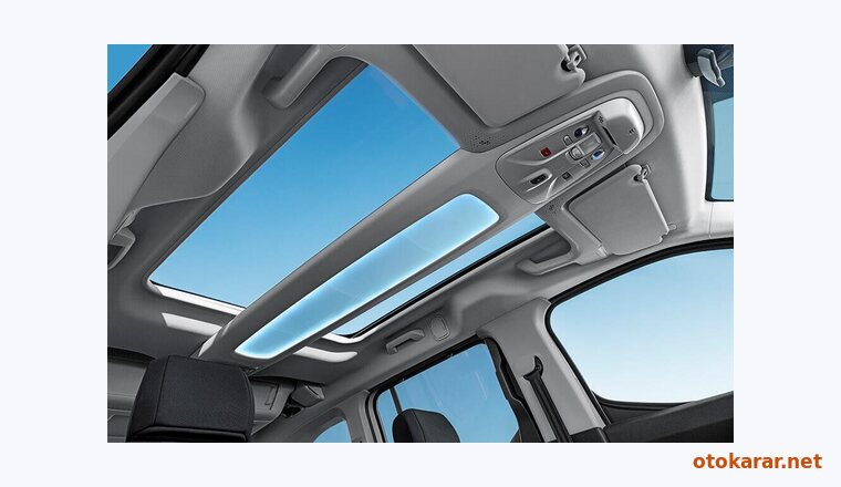Fiat E-Doblo Panorama resmi
