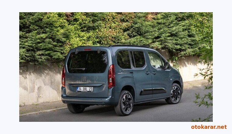 Fiat Doblo Combi resmi