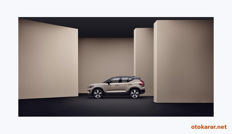Volvo EX40 resmi