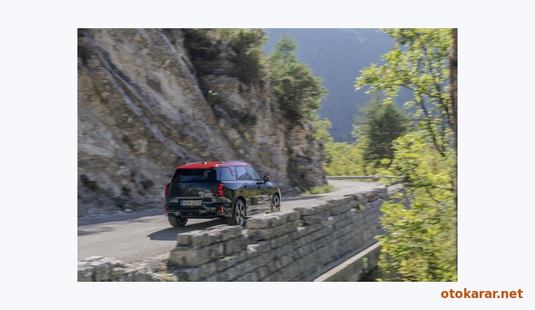 Mini Mini Countryman S ALL4 resmi