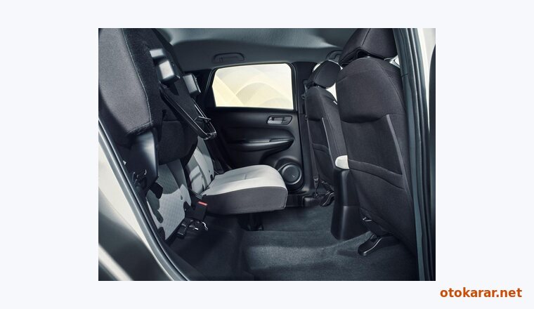 Honda Jazz Crosstar resmi
