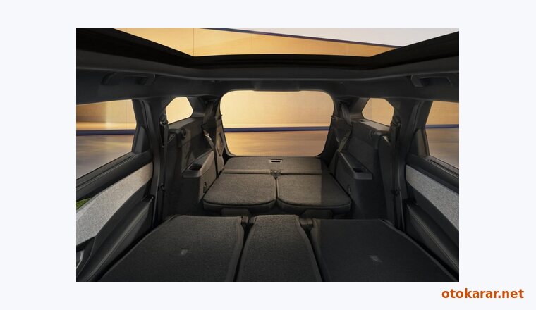Peugeot E-5008 resmi