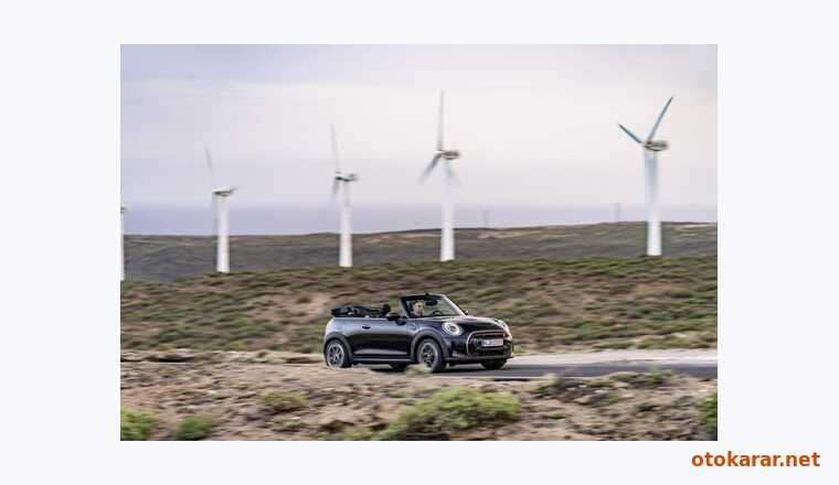 Mini John Cooper Works Cabrıo resmi
