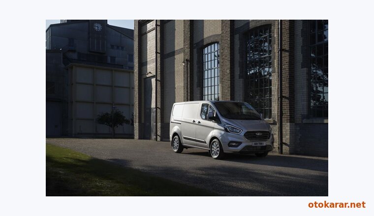 Ford Transit Custom Van BEV resmi