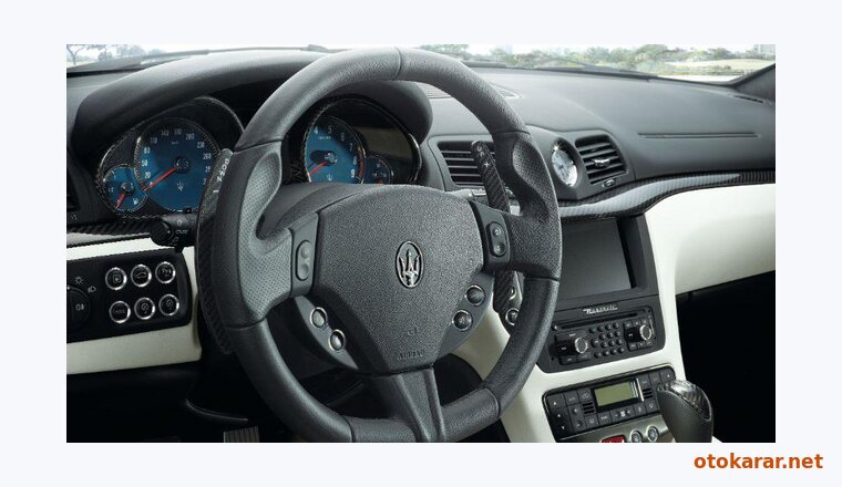 Maserati Granturismo resmi