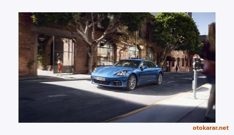 Porsche Panamera resmi