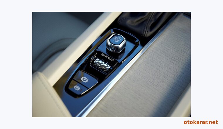 Volvo XC60 resmi