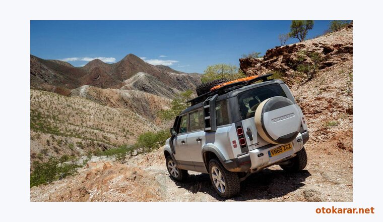 Land Rover Defender resmi