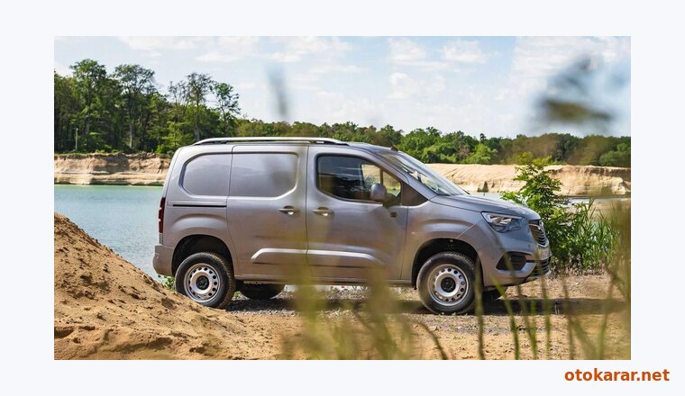 Opel Combo Cargo resmi