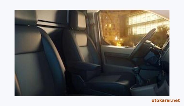 Opel Vivaro Cargo resmi