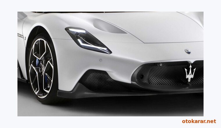 Maserati MC20 resmi
