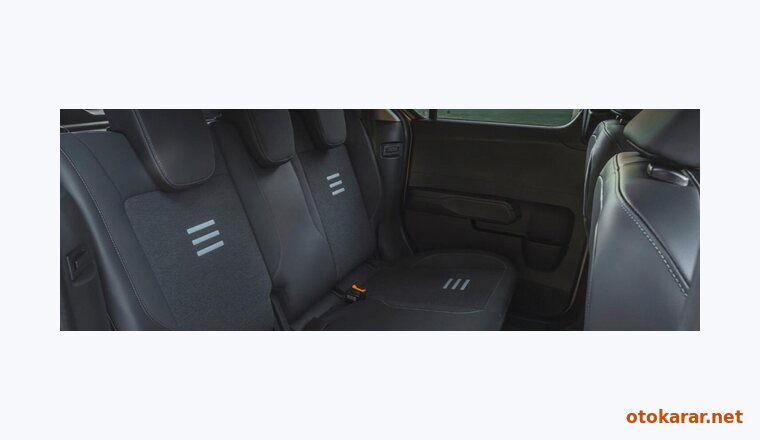 Ford Tourneo Courier resmi