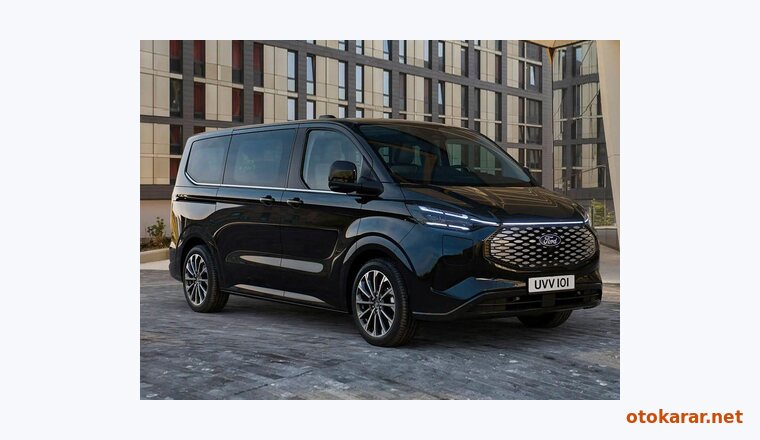 Ford Tourneo Custom Minibüs resmi