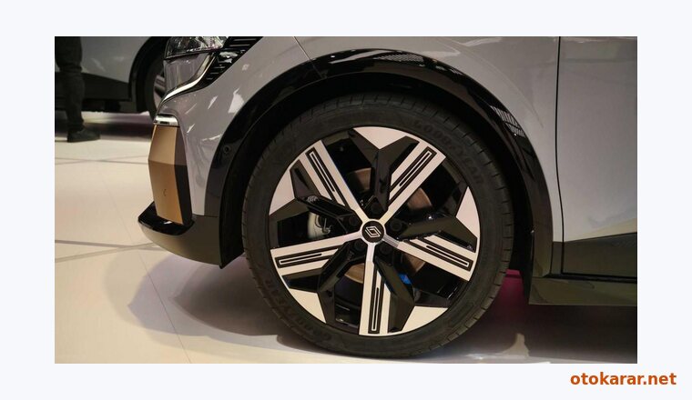 Renault Megane E-Tech resmi