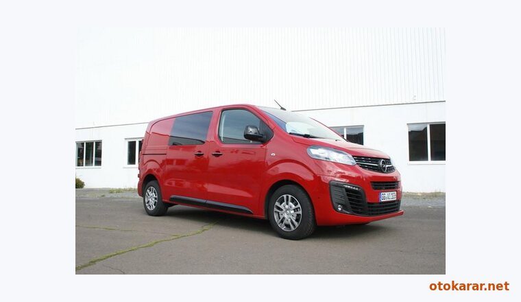 Opel Vivaro City Van resmi