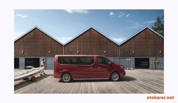 Renault Trafic Combi resmi