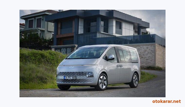 Hyundai Staria Hibrit resmi