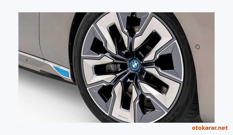 BMW İ7 resmi