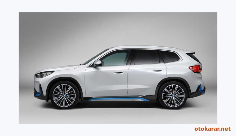 BMW İX1 resmi