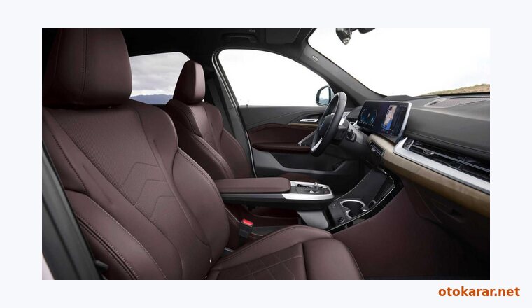 BMW İX1 resmi
