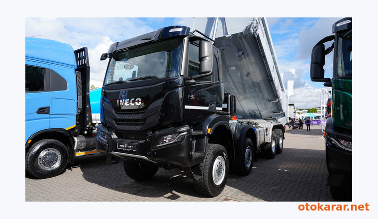 Iveco T-Way AD410T54 8x4 Damper